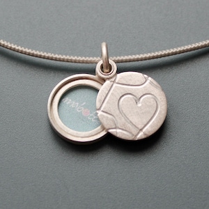 romantic picture locket with elegant heart design in Sterling Silver image 1