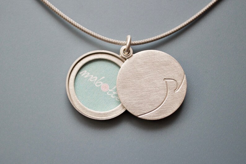 unique initial locket for one photo in sterling silver photo locket image 1