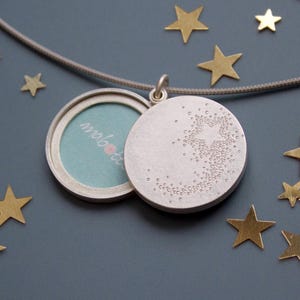 grand médaillon pour deux photos en argent sterling avec étoile filante