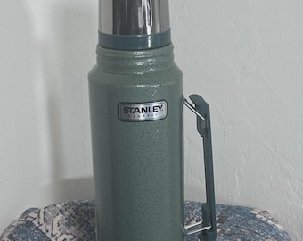 Vintage Stanley 1-Qt Thermos Vacuum Bottle – Aladdin Nashville – Green Hammertone