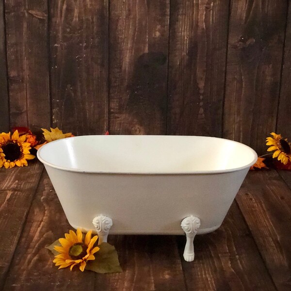 Painted all-White Vintage look Clawfoot tub prop for newborn through sitters, photography tub prop
