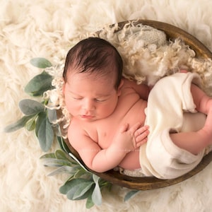 The Perfect Posing bowl for newborn photography, Go-To-bowl, vintage reproduction brown dough bowl, sitter/newborn posing prop