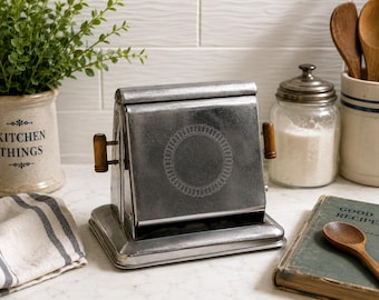 Vintage Matsushita National Japan Panasonic Red Electric Toaster