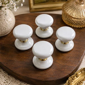 Set of 4 Vintage White Porcelain Door Knobs Ceramic Architectural Salvage Cottage Farmhouse Hardware AF858