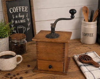 Antique Style Wood Cast Iron Coffee Grinder Working Manual Coffee Mill Primitive Farmhouse Kitchen Decor AF484