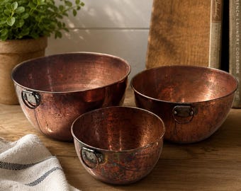 Vintage Copper Bowl Set of 3 | Rustic Farmhouse Hanging Copper Bowls with Handles | Graduated Wall Decor | Primitive Kitchen | AF743