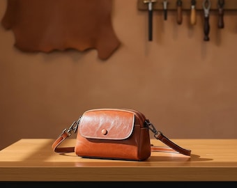 Mini Genuine Leather Crossbody Bag for Women – Vintage Cowhide Phone Shoulder Purse, Small Everyday Leather Handbag