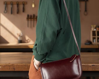 Slim Vintage Leather Shoulder Bag – Genuine Cowhide Underarm Purse with Minimal Zipper Design for Women