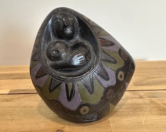 Vintage Folk Art Madonna Child Sculpture: Handcrafted Barro Negro Pottery, Rustic Religious Decor