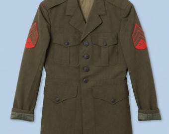 Chaqueta militar verde vintage hecha en EE. UU.