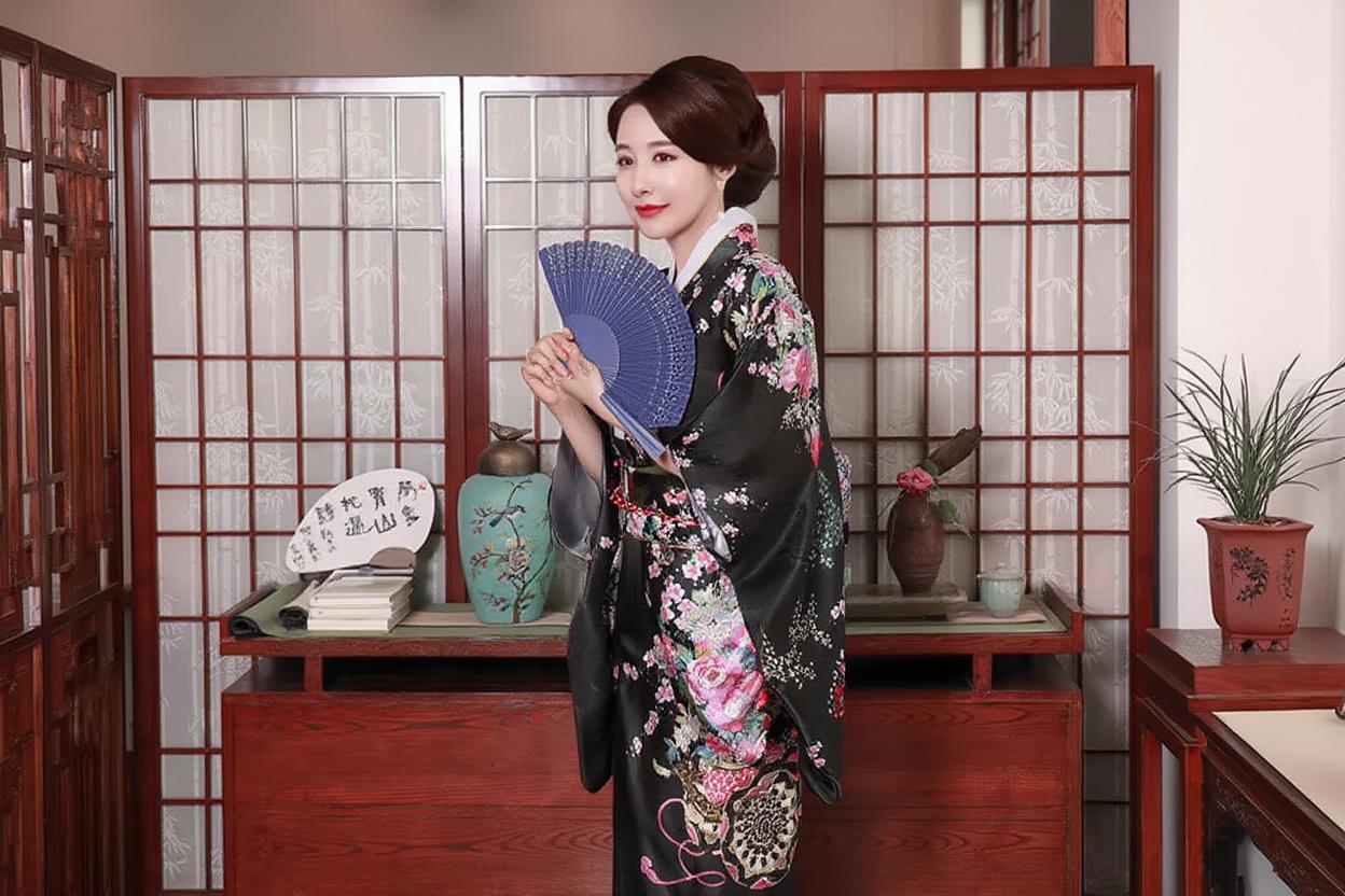 Floral Kimono Robe With Obi Belt – Traditional Japanese Geisha Gown ...