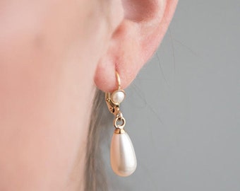 Teardrop pearl earrings, Wedding jewelry, Bridal Pearl Earrings, Ivory drop pearl Jewelry, Wedding Pearl Earrings, Pearl Earrings for brides