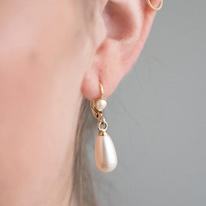Teardrop pearl earrings, Wedding jewelry, Bridal Pearl Earrings, Ivory drop pearl Jewelry, Wedding Pearl Earrings, Pearl Earrings for brides