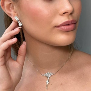 Zirconia necklace, Flower Petal Diamond Necklace, Marquise Diamond Necklace, Bridal Necklace, Silver Wedding Jewelry for Bride, Bride chain