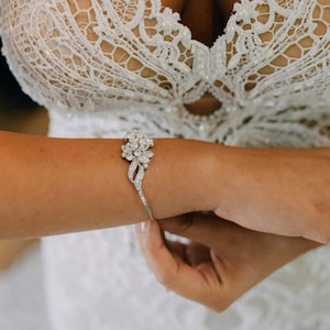 White wedding bracelet, Bridal bracelet, Cuff Wedding Bracelet, Silver CZ wedding bracelet, Rhinestone bracelet, cubic zirconia bracelet