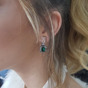Art Deco earrings, Vintage Crystal earring, Handmade Geometric Emerald Green earrings, Emerald zirconia Earrings, Oxidized silver earrings
