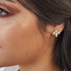 Orecchini da sposa d&#39;oro, borchie orecchini da sposa di perle, gioielli da sposa d&#39;oro, orecchini da sposa, orecchini CZ e perle, orecchini da sposa Stud
