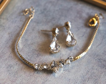 Bridal Jewelry Set, Swarovski Earrings, Crystal Bracelet, Wedding Bracelet, Gold Bridal Jewelry, Gold drop earrings, Wedding Drop Earrings