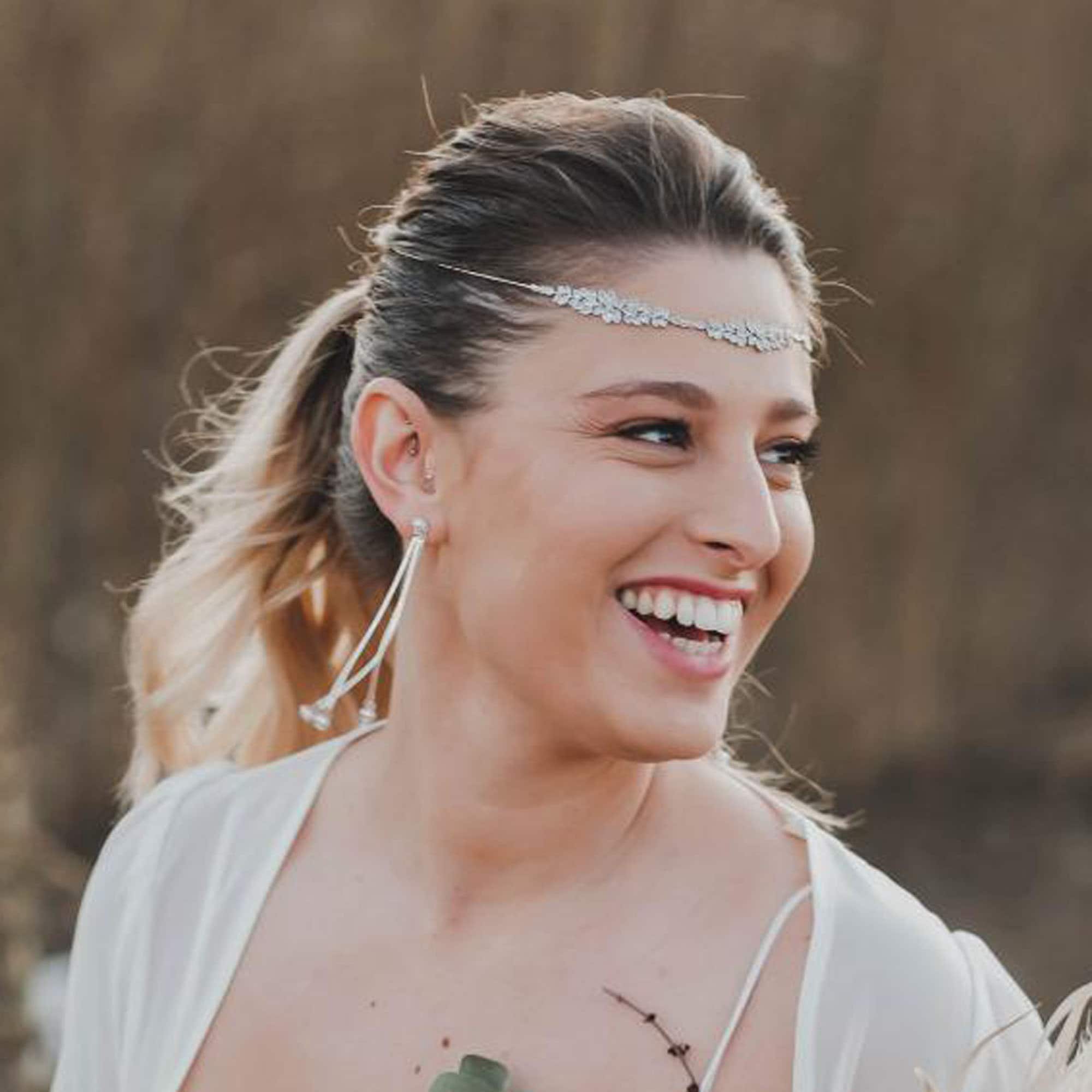 Fascia per capelli con nodo superiore in perle, accessorio per capelli in seta - Italia