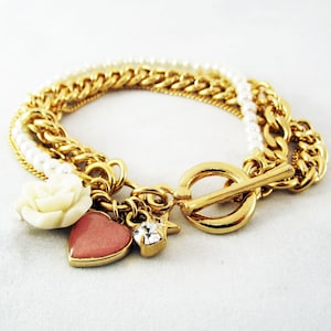 Layered Bracelet, Gold pearl Bracelet, Bridesmaids Bracelet, Initial Charm Bracelet, Personalized Bridesmaid gift, Jewelry gift for her