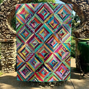 Vibrant Scrap-buster String Quilt, 63"x85", Premium Materials, Twin, Handcrafted