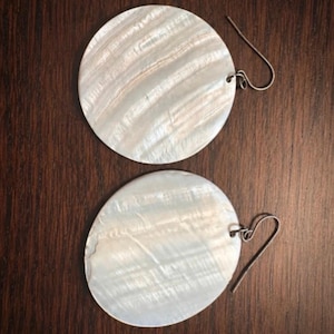 Minimalist Mother of Pearl Earrings, White Shell Drop Earrings, Round Disc Statement Earrings, Coastal Boho Jewelry for Women