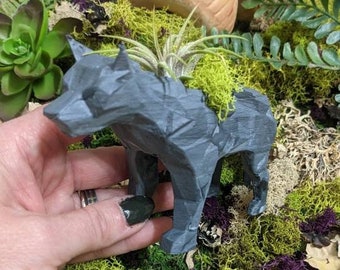 Wolf Planter for Air Plants, 3D Printed, for Indoor Gardening