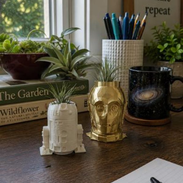 Droid or Robot Planters for small succulents or Air Plant, Display Desk Planter