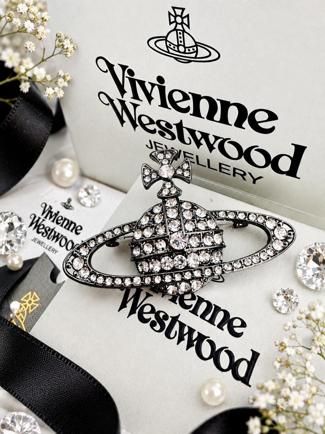 Vivienne westwood orb brooch - Etsy 日本
