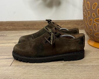 Chaussures vintage en daim marron style tyrolien