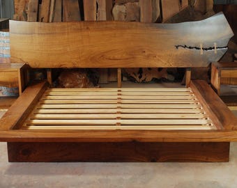 ライブエッジベッドフレーム｜無垢材プラットフォームベッドフレーム、キングサイズヘッドボード、ラスティックウッドベッドフレーム、再生木材キングベッドフレーム