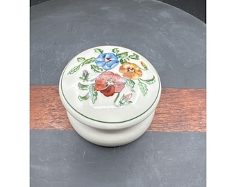 Vintage Party lite Porcelain Box Trinket Box Cottagecore Granny