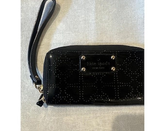 Vintage Kate Spade Patent Black Zip Around Wallet Wristlet Quiet Luxury EUC