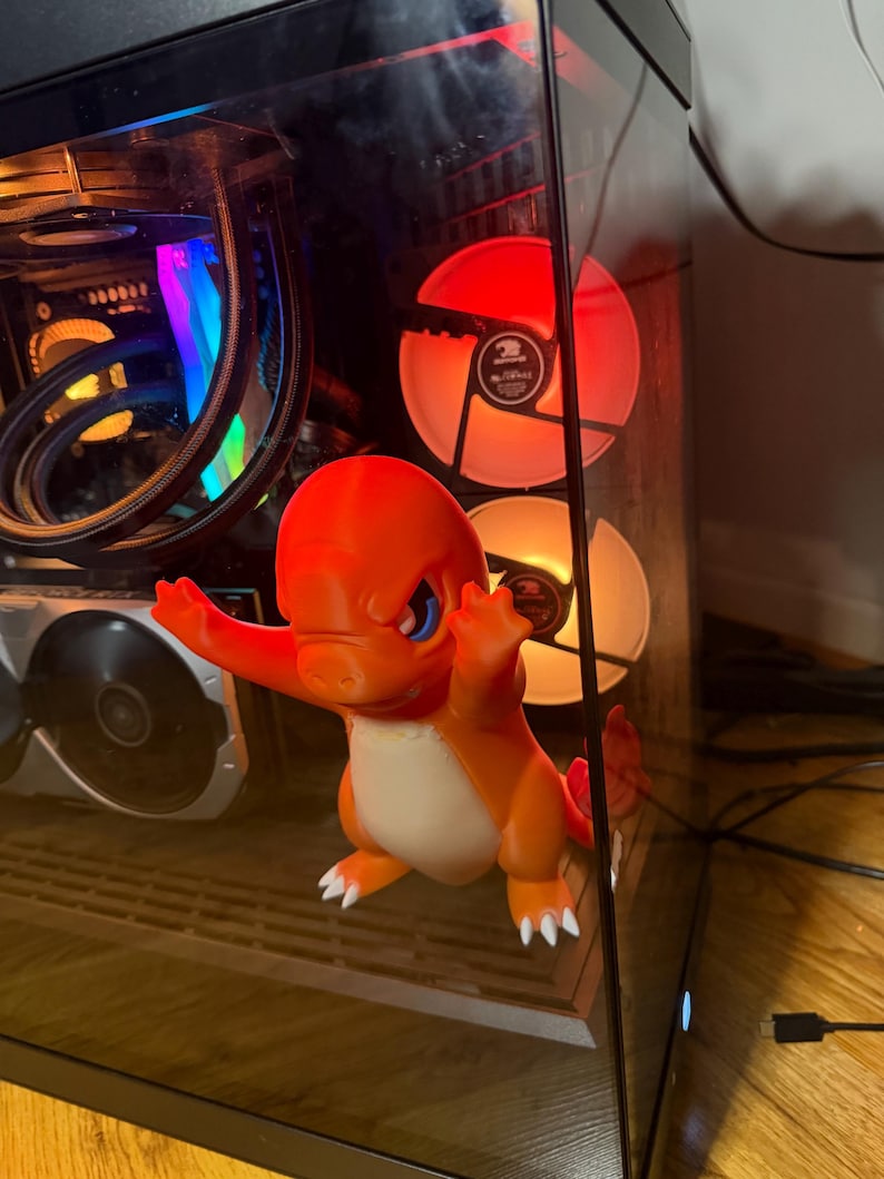 Charmander Pokémon Desk Decor – Anime Gift for Gamer – Gaming Room Setup Decor – Window Display Figure bild 7