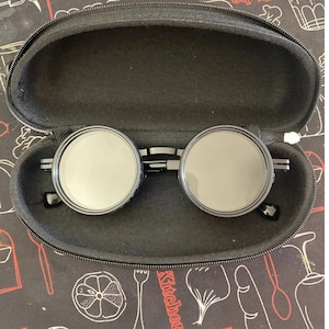 polarized round sunglasses, nd filter adjustable sunglasses, retro round sunglasses, punk style sunglasses, steampunk round glasses, uv400 outdoor sunglasses, gradient lens sunglasses, adjustable dimming sunglasses, fishing sunglasses polarized, anti glare sunglasses, circular frame sunglasses, unisex round shades, outdoor adventure sunglasses, vintage round eyewear, stylish polarized shades, retro fashion sunglasses, modern round sunglasses