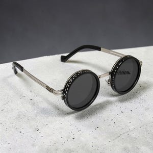 polarized round sunglasses, nd filter adjustable sunglasses, retro round sunglasses, punk style sunglasses, steampunk round glasses, uv400 outdoor sunglasses, gradient lens sunglasses, adjustable dimming sunglasses, fishing sunglasses polarized, anti glare sunglasses, circular frame sunglasses, unisex round shades, outdoor adventure sunglasses, vintage round eyewear, stylish polarized shades, retro fashion sunglasses, modern round sunglasses