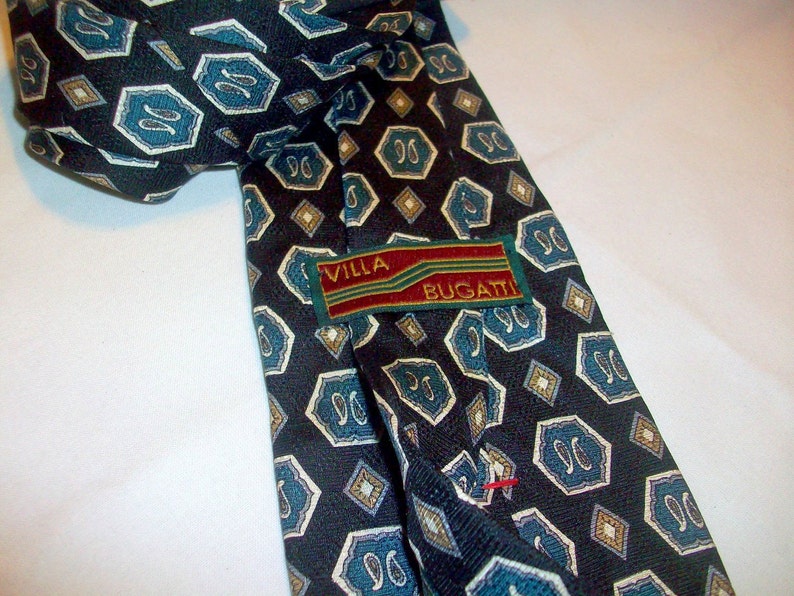 Mens Silk Tie by Villa Bugatti Designer Tag Navy and Light Blue Geometric Design bx10 82686516