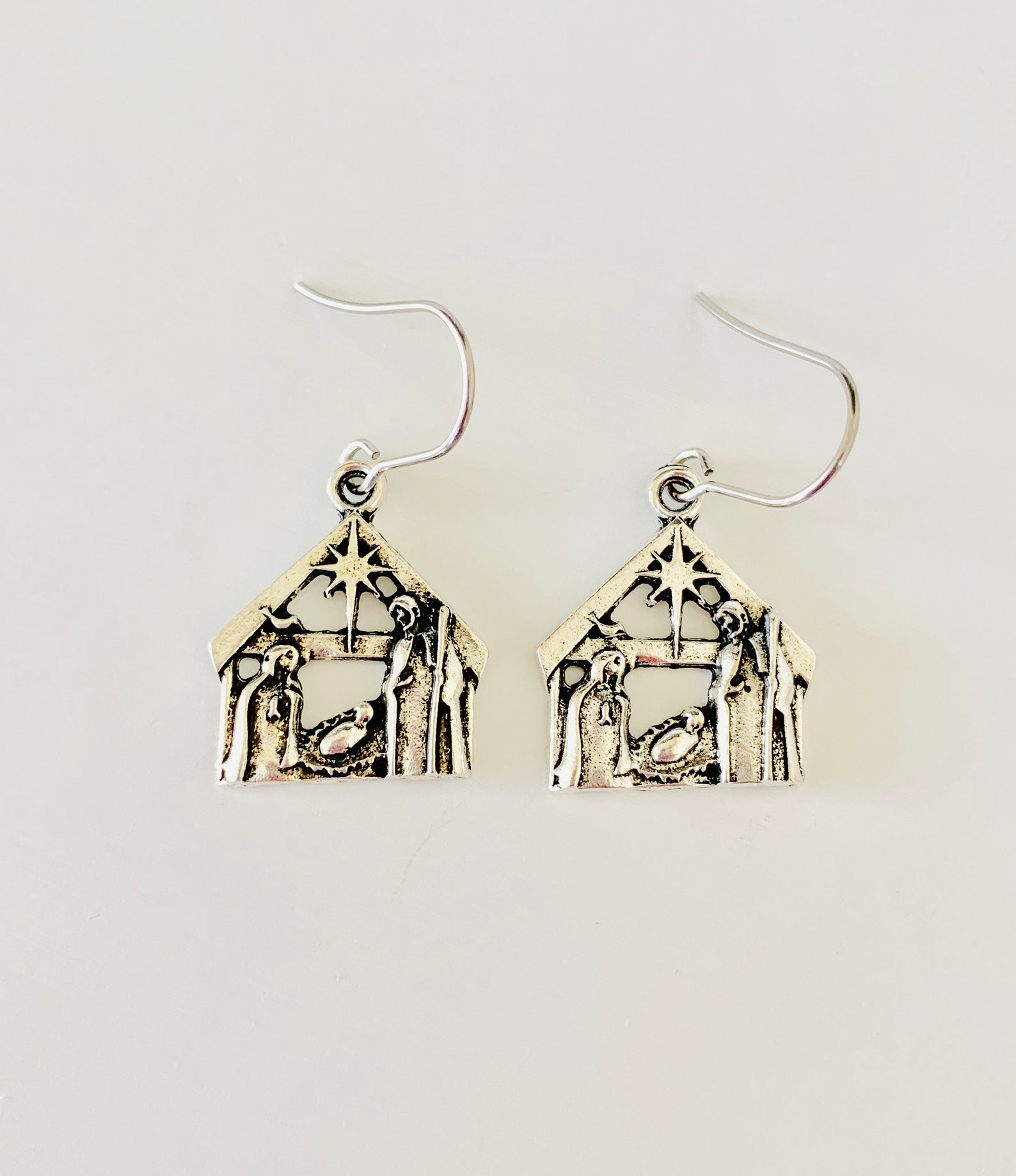Nativity Earrings Christmas Earrings Manger Scene Etsy