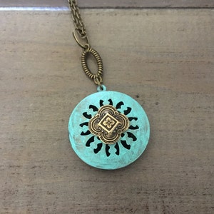 Aromatherapie Medaillon Halskette, Boho Schmuck, Boho, Patina Medaillon