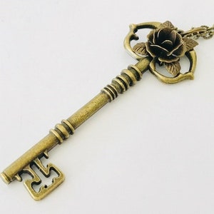 Large Skeleton Key Charm Necklace Bronze Rose Victorian Vintage Style Antique Key Bronze Charm Long Necklace Garden Gate Secret Garden