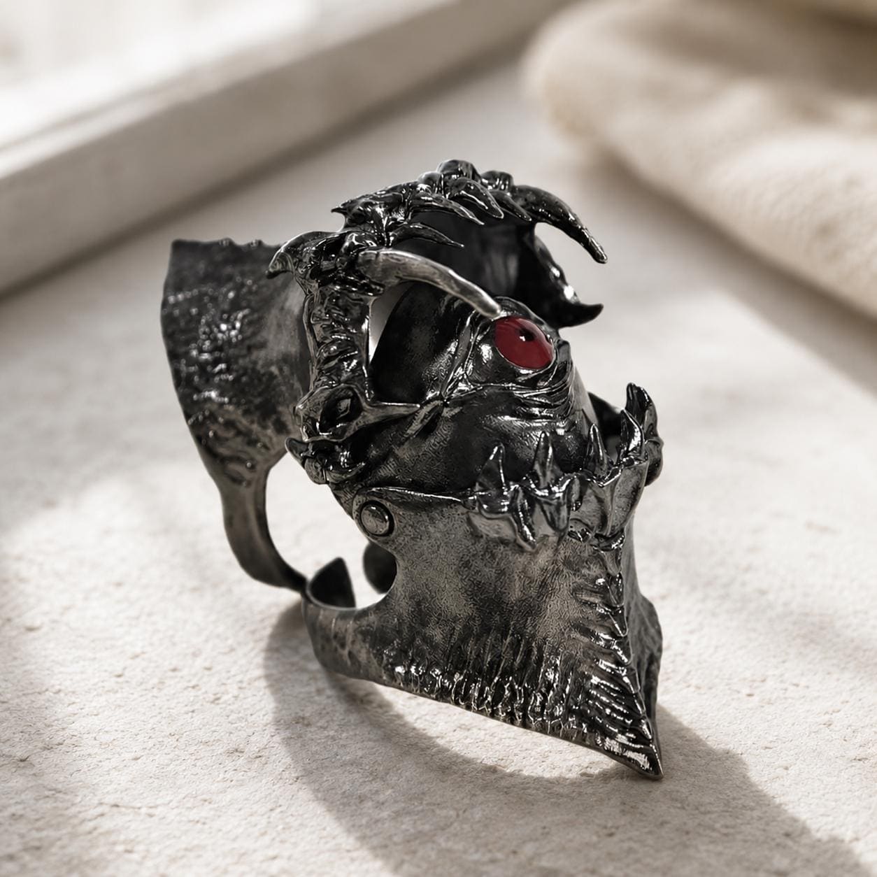 Gothic Eye Fang Armor Ring, Adjustable Articulated Punk Ring, Dark ...