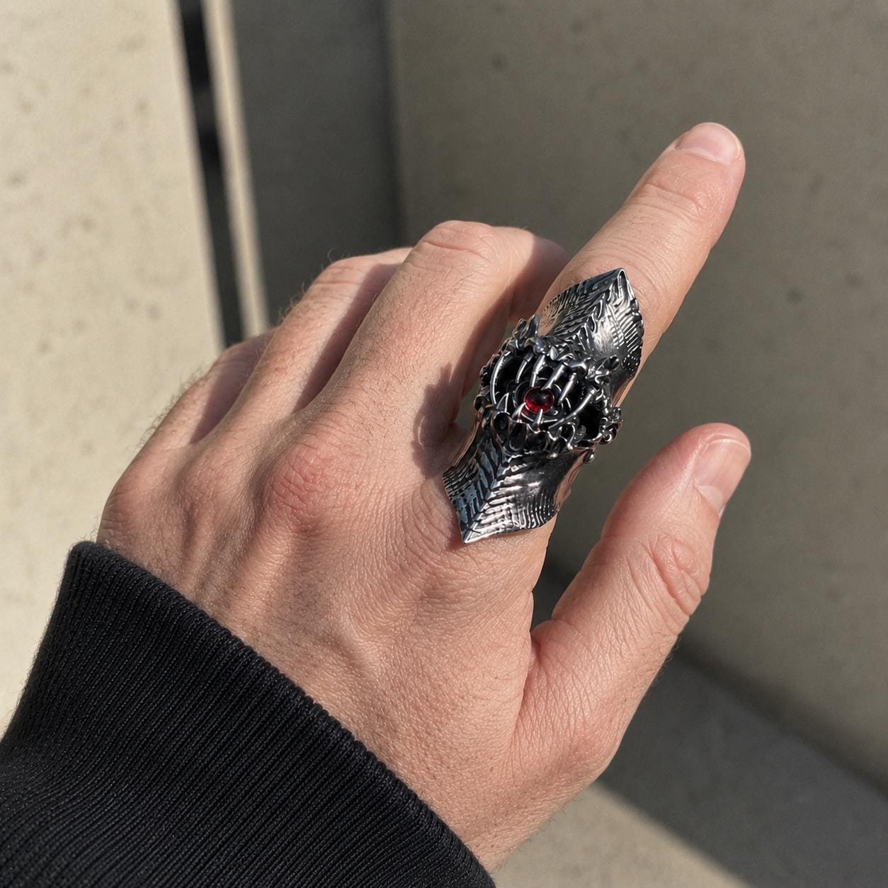 Gothic Eye Fang Armor Ring, Adjustable Articulated Punk Ring, Dark ...