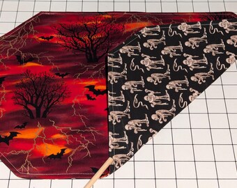 Manteles individuales reversibles de momia espeluznante (juego de 4)