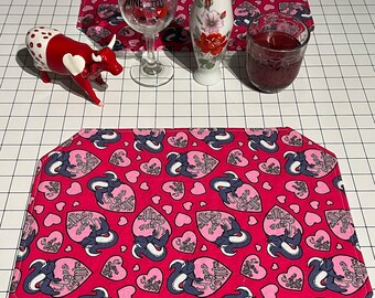 Manteles individuales reversibles del Día de San Valentín / Día de San Patricio (juego de 2)