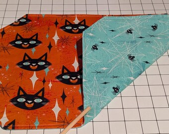 Reversible Retro Cats and Webs Placemats (Set of 6)