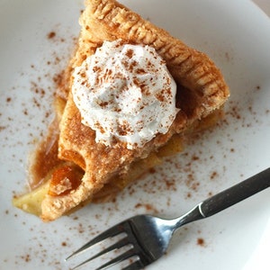 Apple Pie 1/2 oz. ounce Flavor Oil for Lip Balms Presweetened