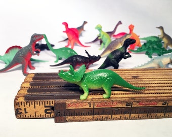 Small Dinosaur Cabinet Knob Set - 10 Dinosaurs - Appx 2 Inches
