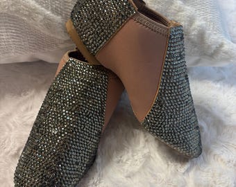 Custom Rhinestone Silver Jazz Shoes (Theatrical girls' size 6.0W)