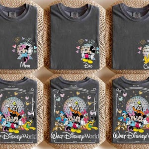 Camiseta retro personalizada de Walt Disneyland World a doble cara, Mickey y sus amigos, camiseta personalizada de Disneyland 2026, camiseta a juego personalizada imagen 1