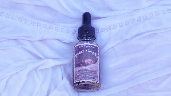 Water’s Daughter Spiritual Oil (1 oz) – Intuition, Water Element, Emotional Healing, Divine Feminine Ritual Oil.